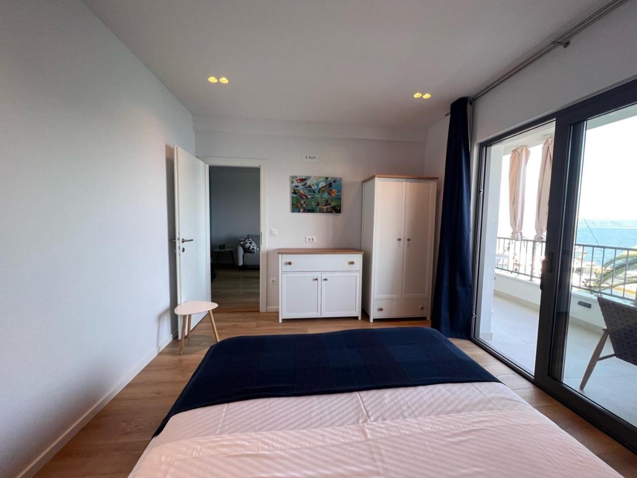 Beachfront Comfort Apartments Sinajko Podgora Kültér fotó
